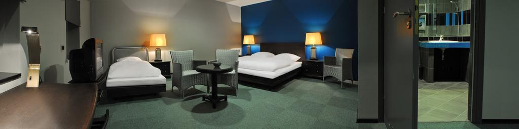 Blues Hotel Chorzów Oda fotoğraf